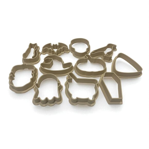 11 Pack Halloween Cookie Cutters - Picture 4 of 4